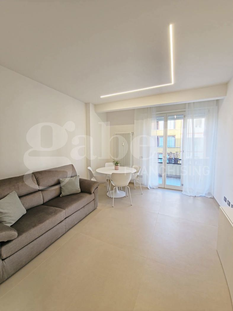 Trilocale arredato in affitto a Modena