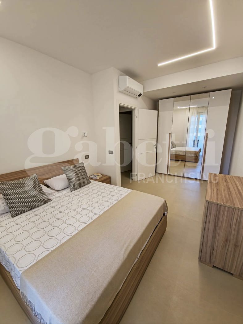 Trilocale arredato in affitto a Modena