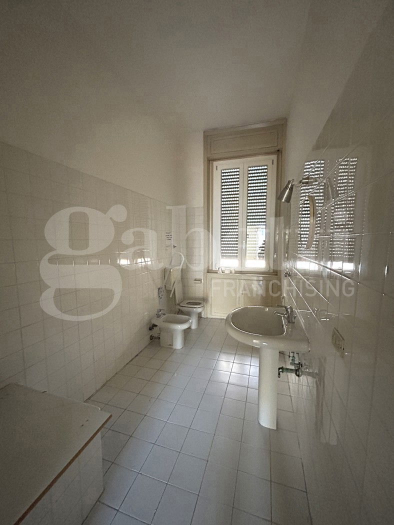 Appartamento in vendita a Modena