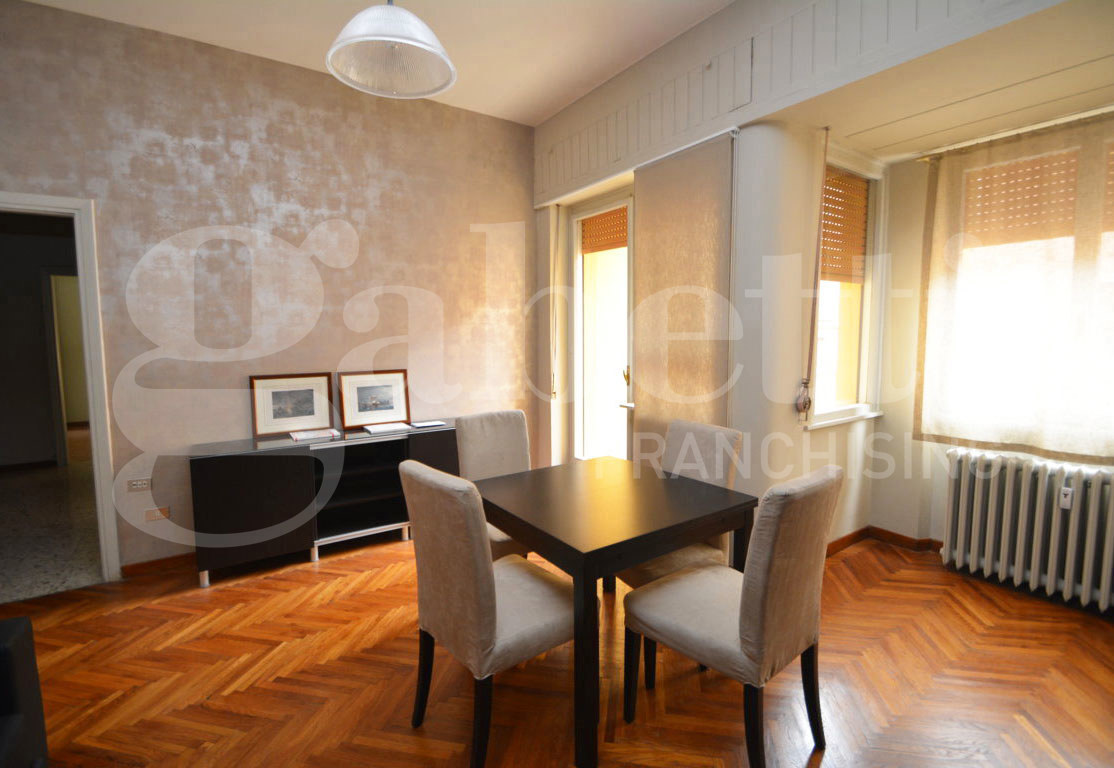 Bilocale arredato in affitto a Modena