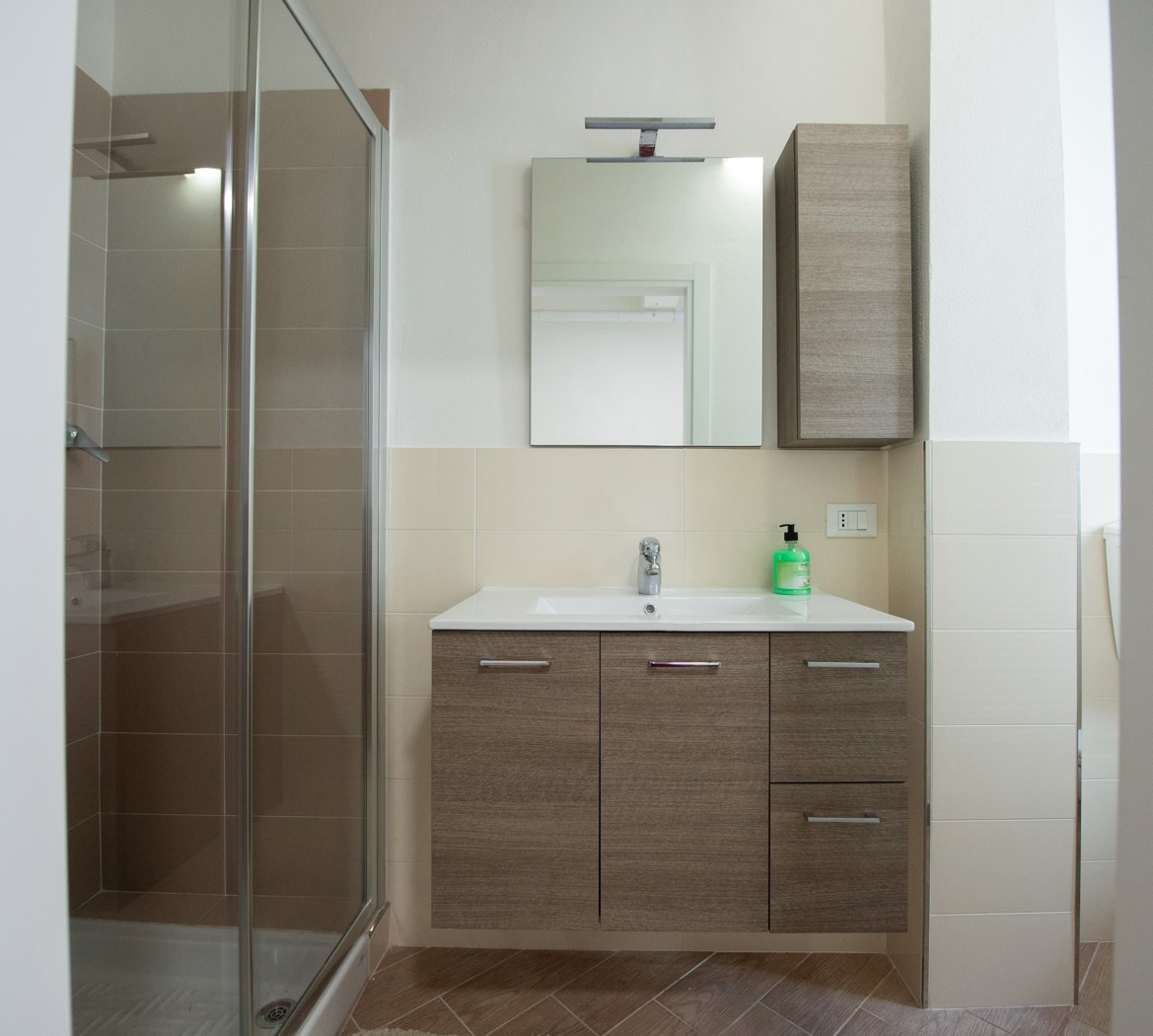 Bilocale arredato in affitto a Modena