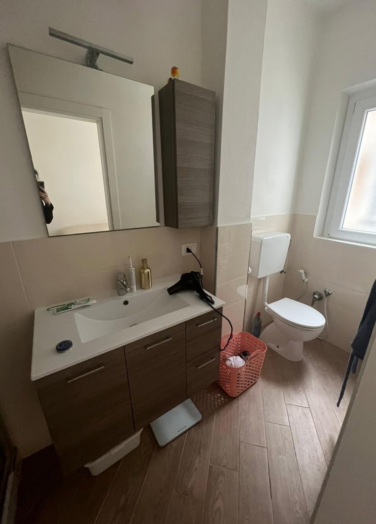 Bilocale arredato in affitto a Modena