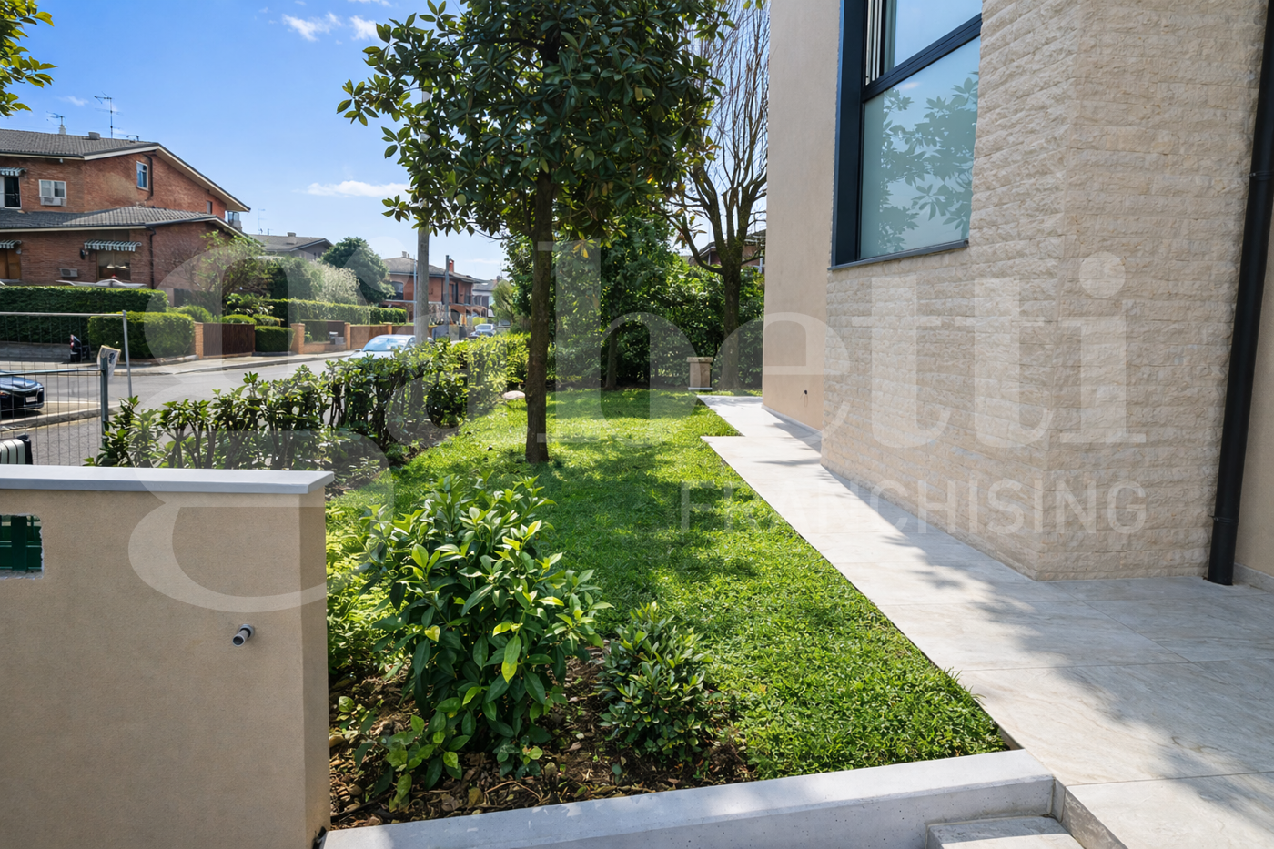 Villa con giardino a Modena