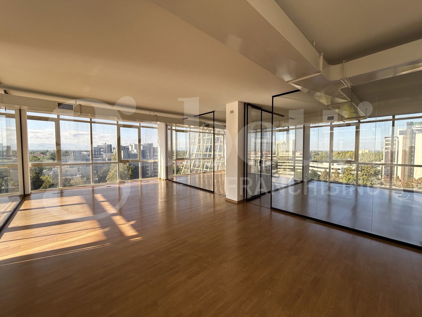 Ufficio ristrutturato a Modena