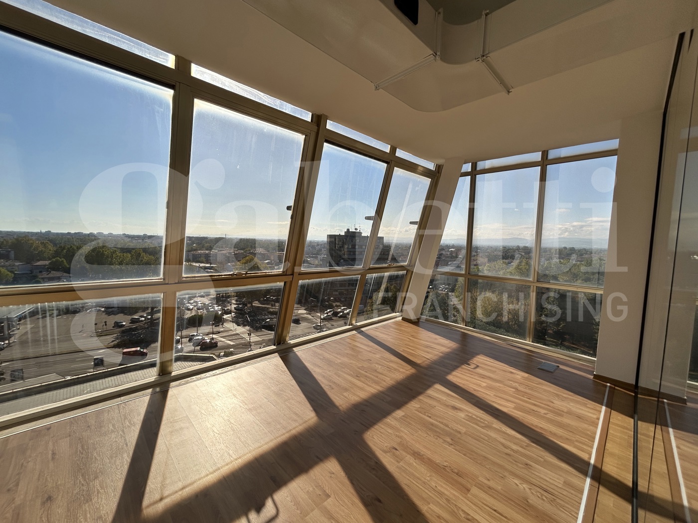 Ufficio ristrutturato a Modena