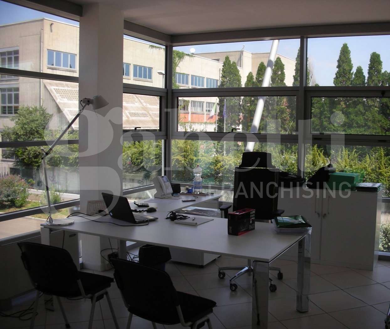 Ufficio ristrutturato a Modena