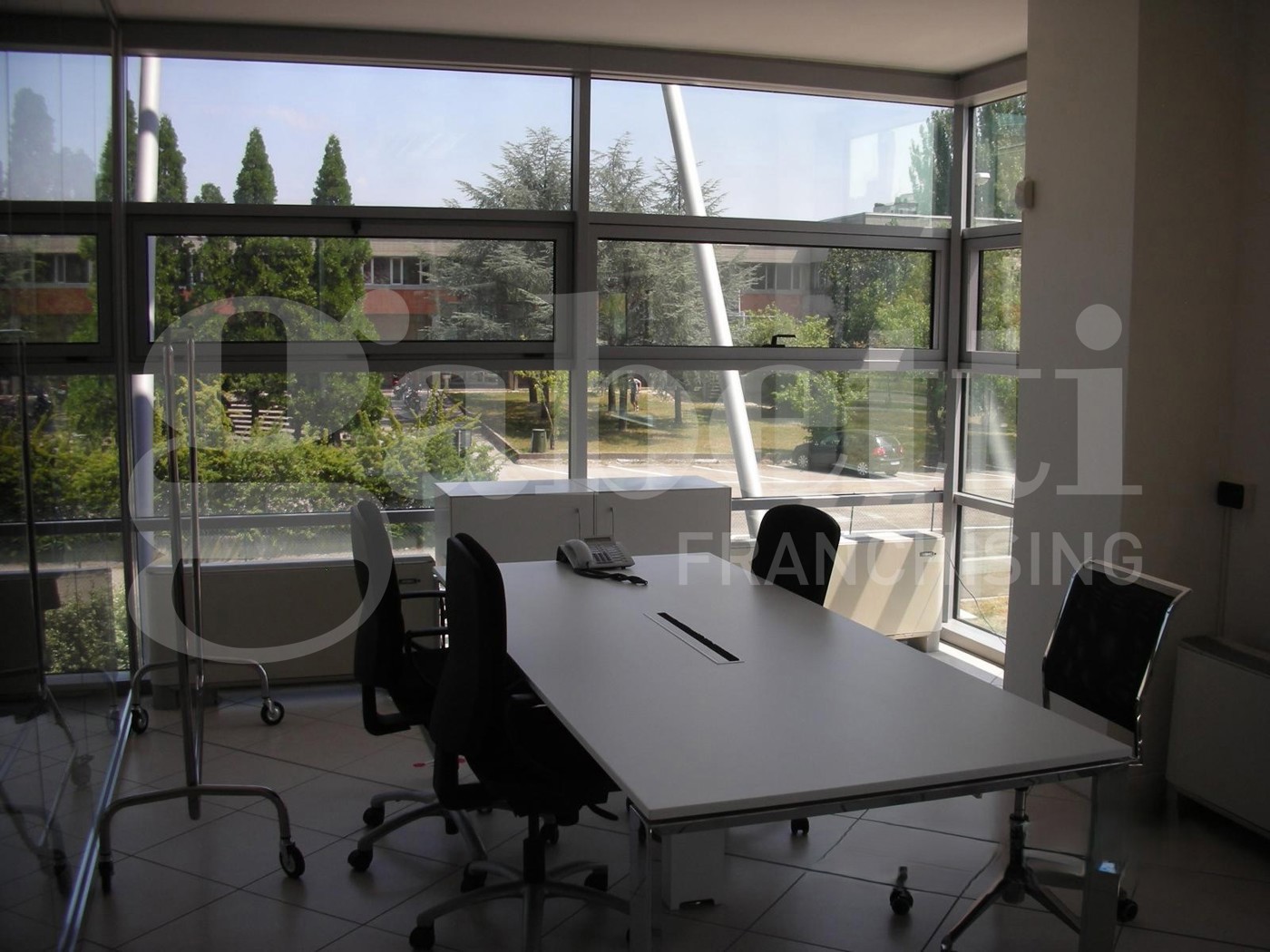 Ufficio ristrutturato a Modena