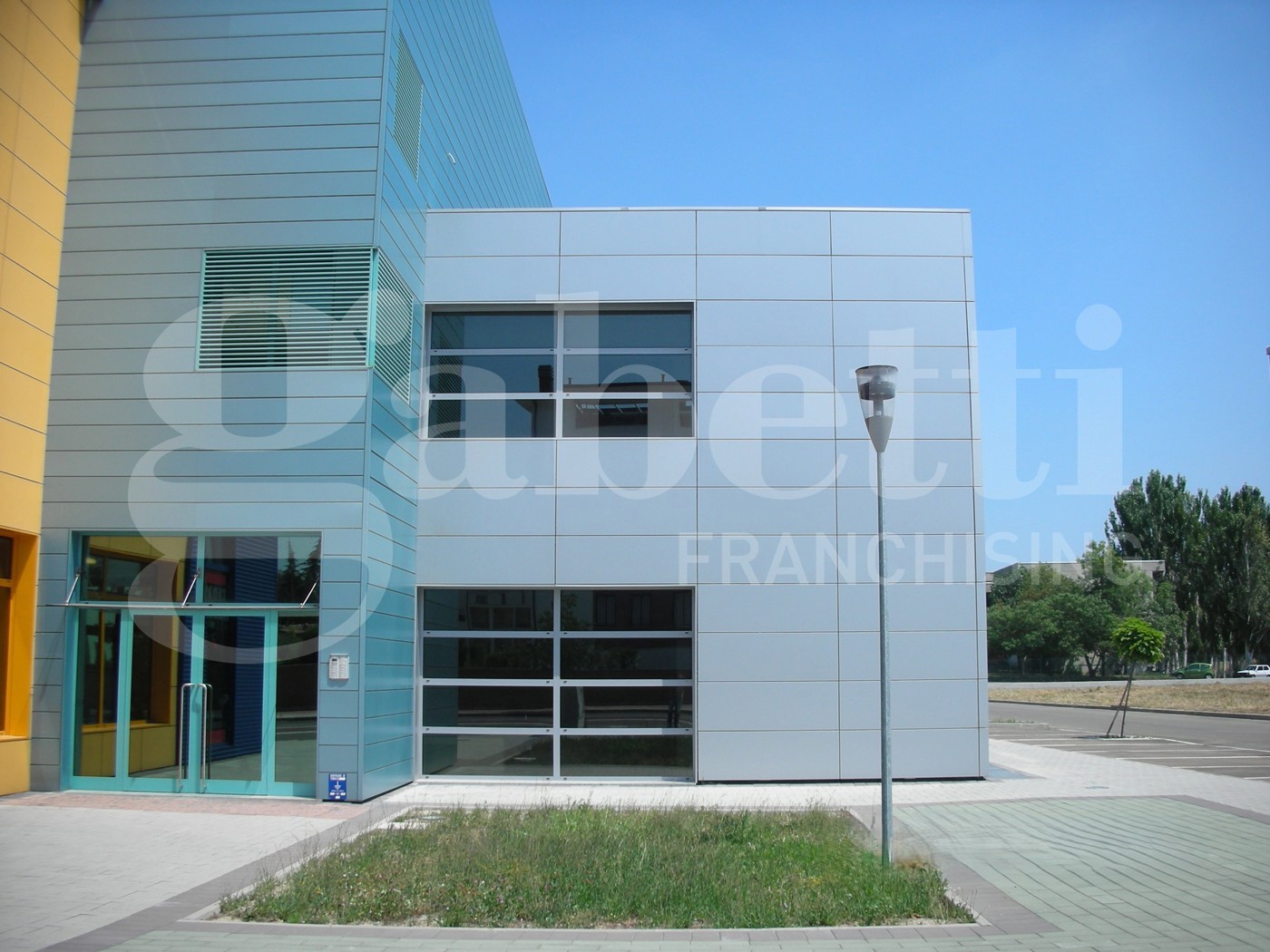 Ufficio ristrutturato a Modena