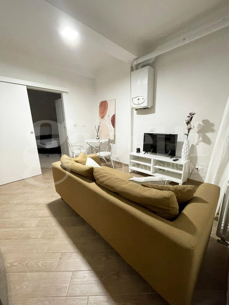 Bilocale arredato in affitto a Modena