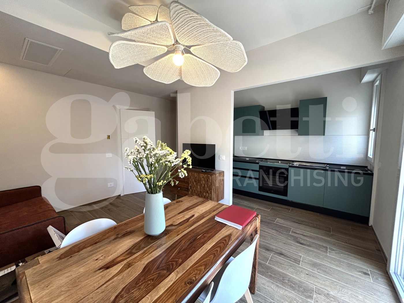 Bilocale arredato in affitto a Modena