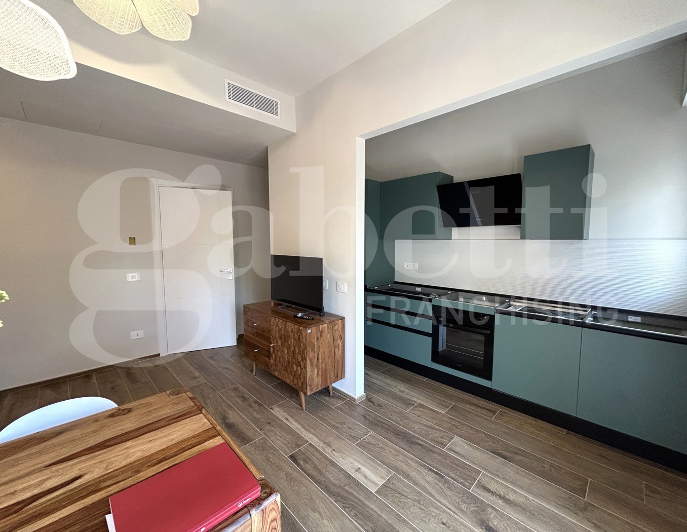 Bilocale arredato in affitto a Modena