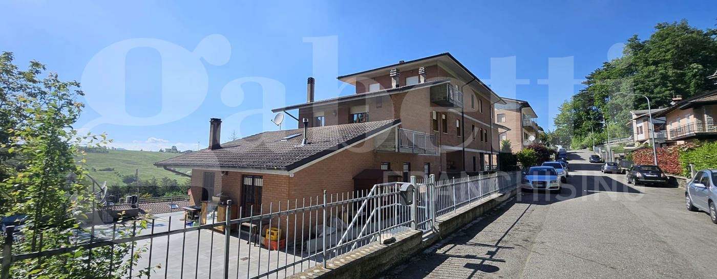 Quadrilocale arredato in affitto a Pavullo nel Frignano