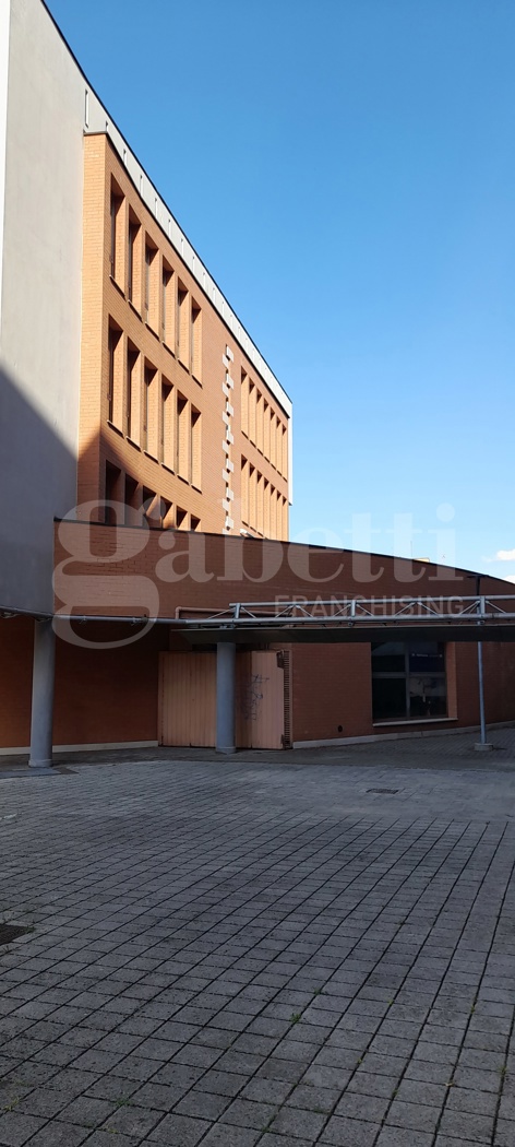 Ufficio in vendita a Modena