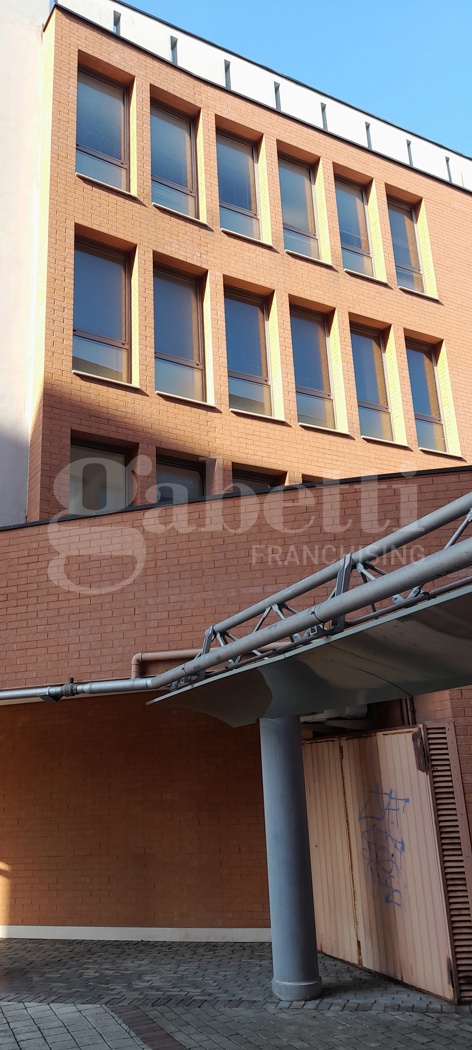 Ufficio in vendita a Modena