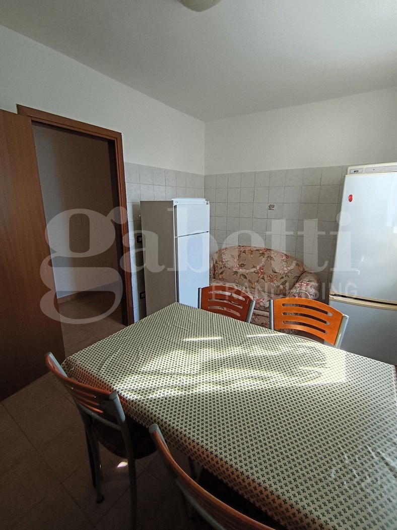 Trilocale da ristrutturare a Modena
