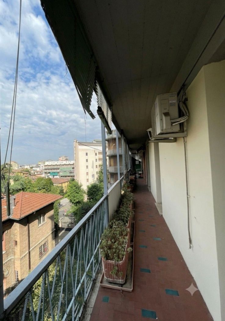 Quadrilocale in vendita a Modena