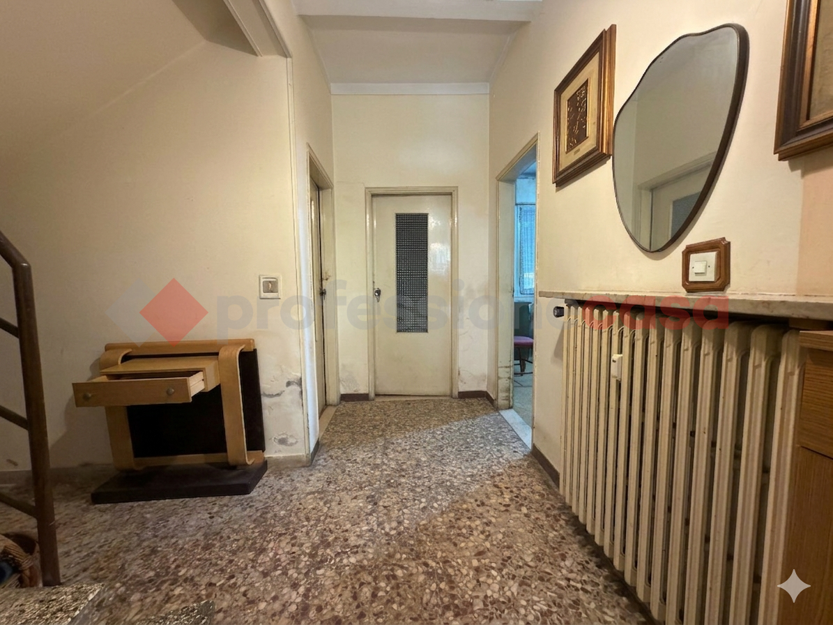 Casa indipendente con giardino a Carpi