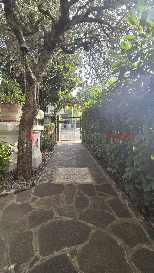 Villa in vendita a Carpi