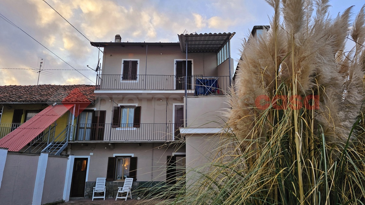 Casa indipendente con giardino a Vigone