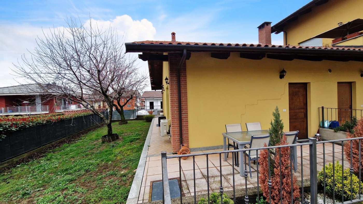 Villa con giardino a Bagnolo Piemonte