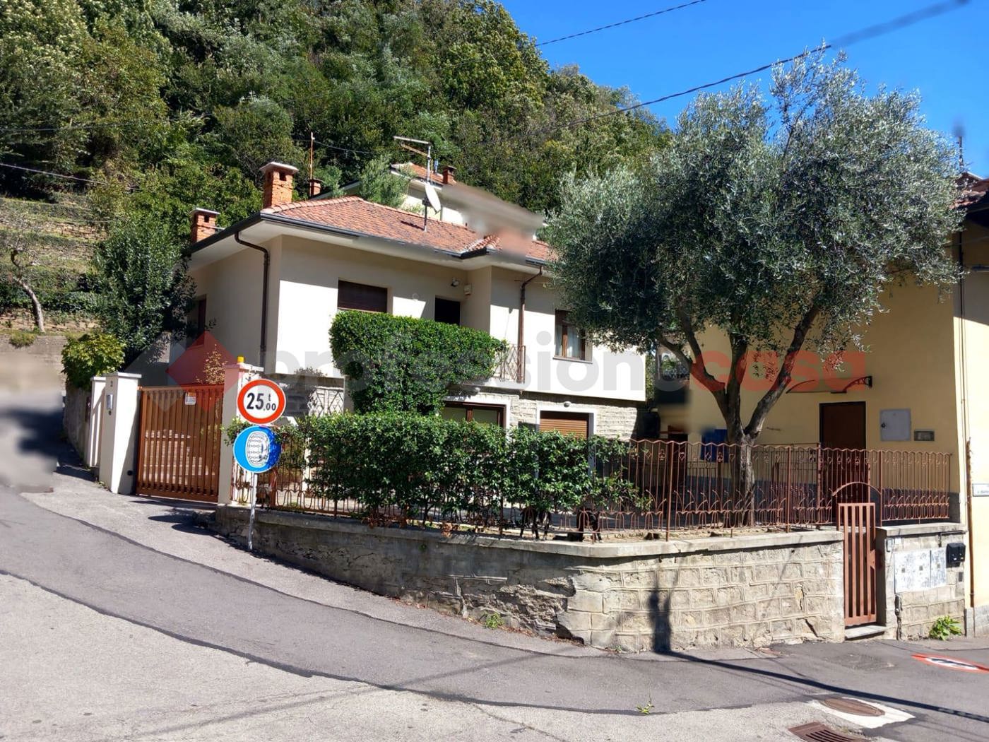 Villa con giardino a Porte