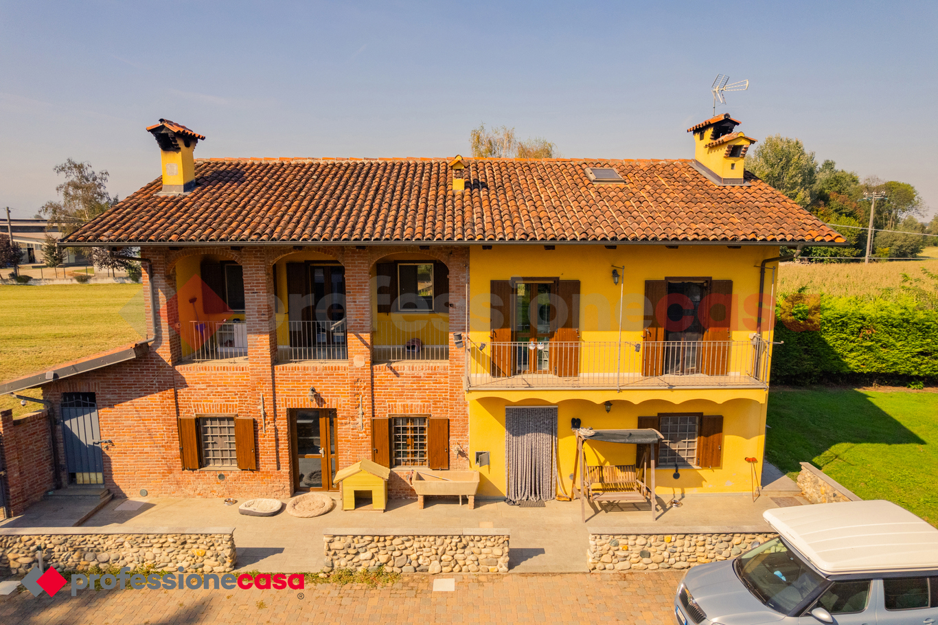 Villa con giardino a Vigone