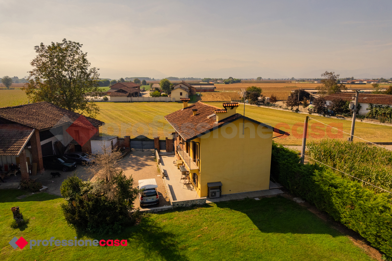 Villa con giardino a Vigone