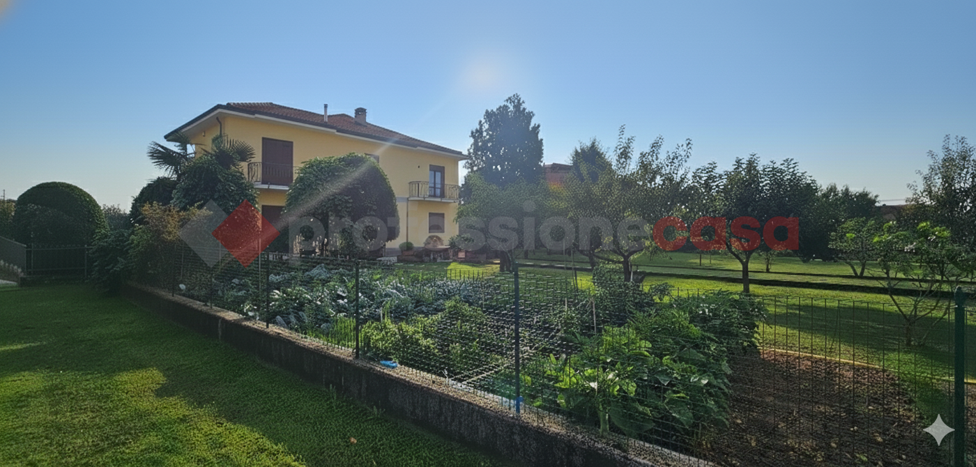 Appartamento con giardino a Cavour