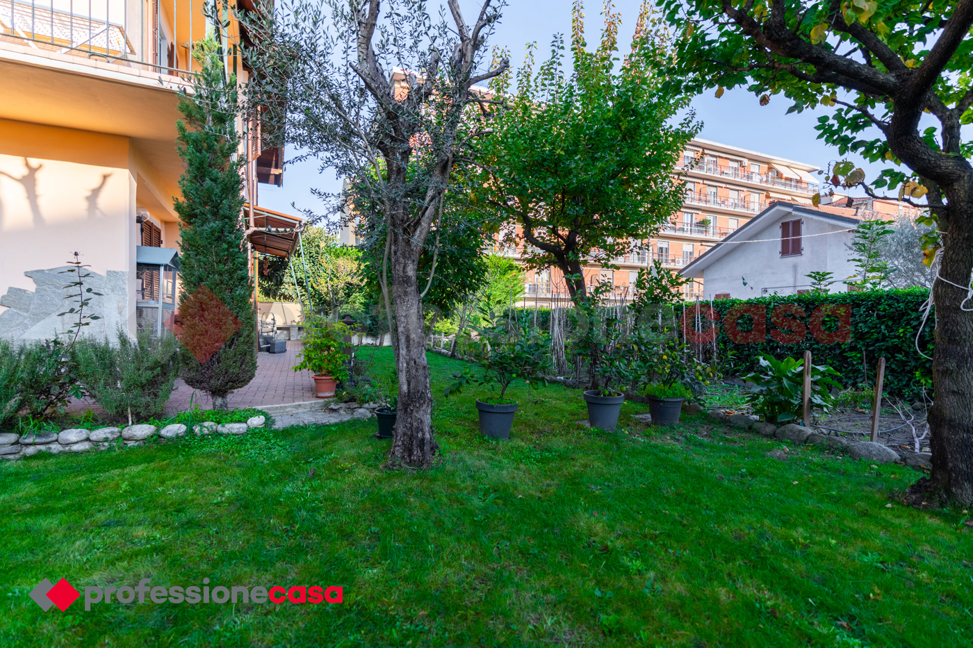 Villa con giardino a Pinerolo