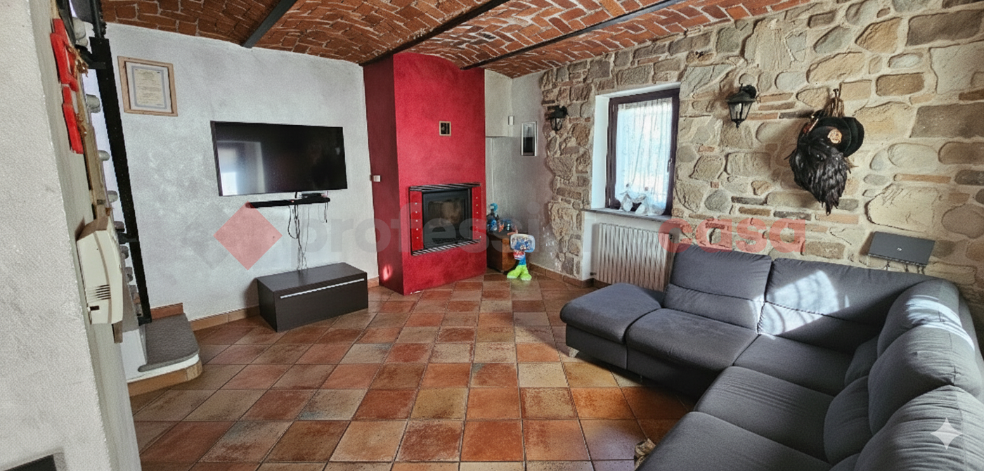 Rustico con giardino a Virle Piemonte