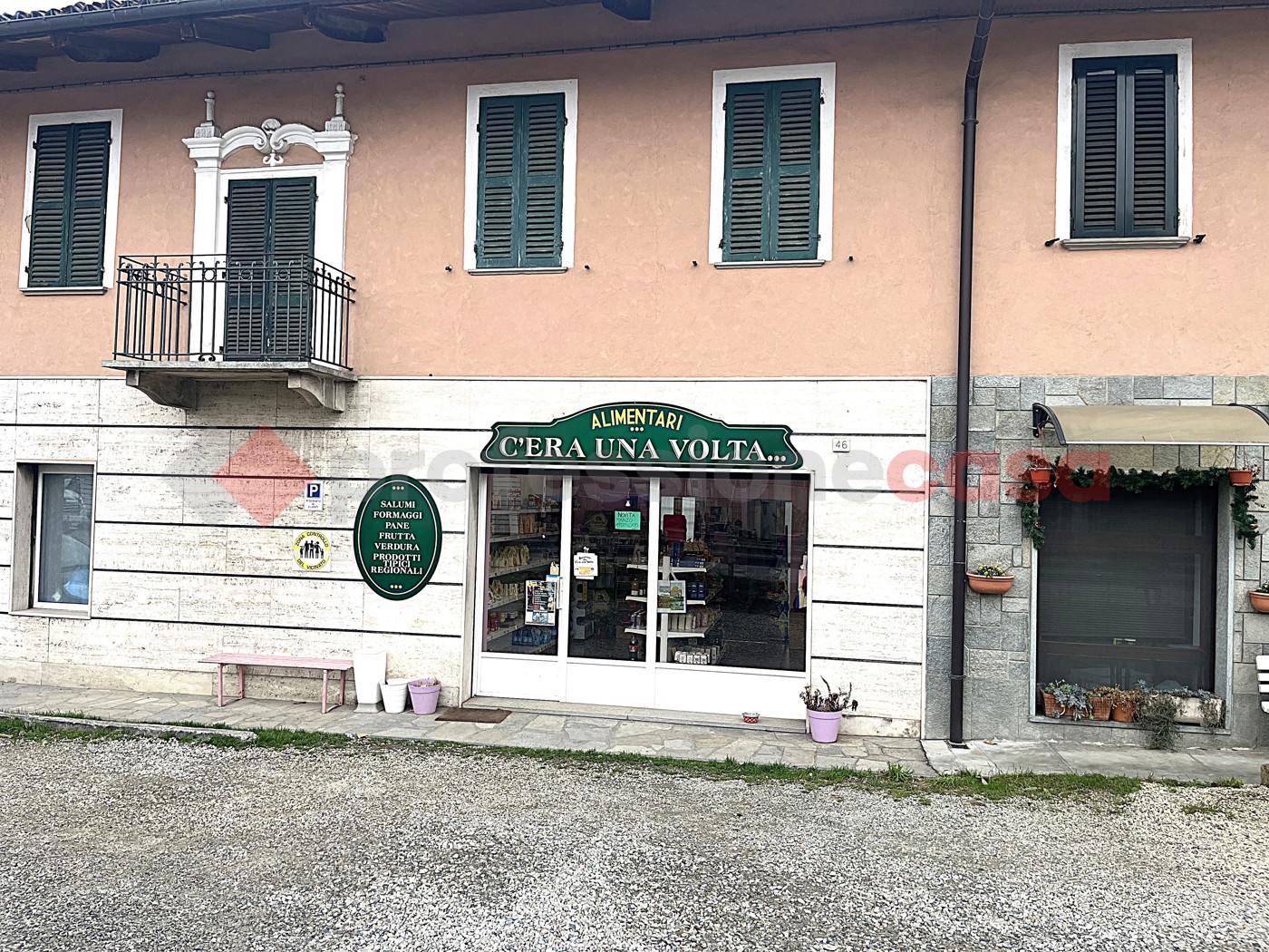 Negozio in affitto a Pinerolo