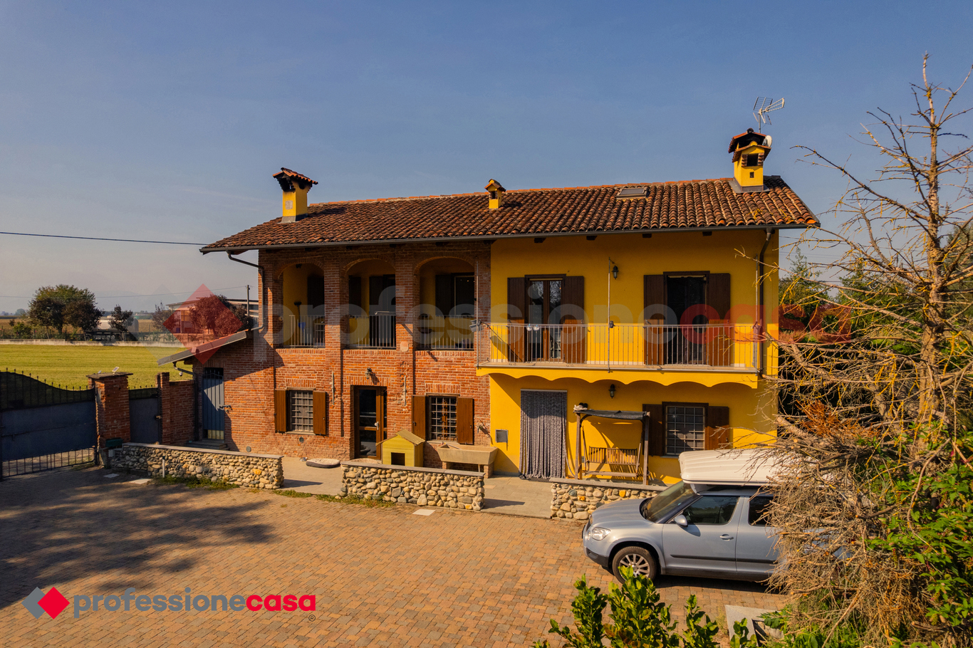 Villa con giardino a Vigone