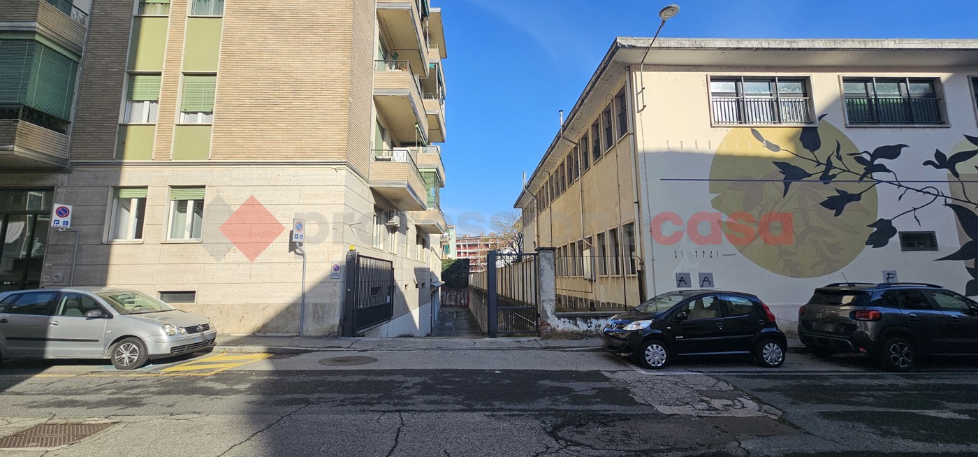 Magazzino in vendita a Pinerolo