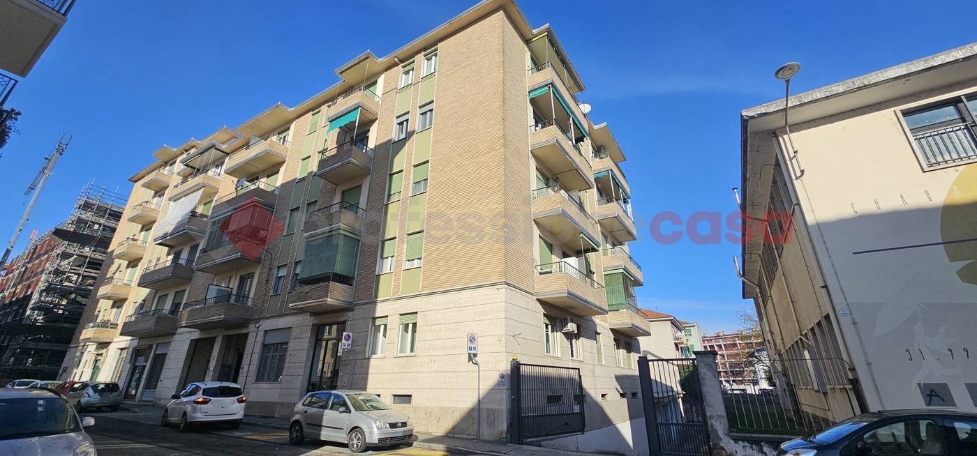 Box/Garage 50mq in vendita a Pinerolo