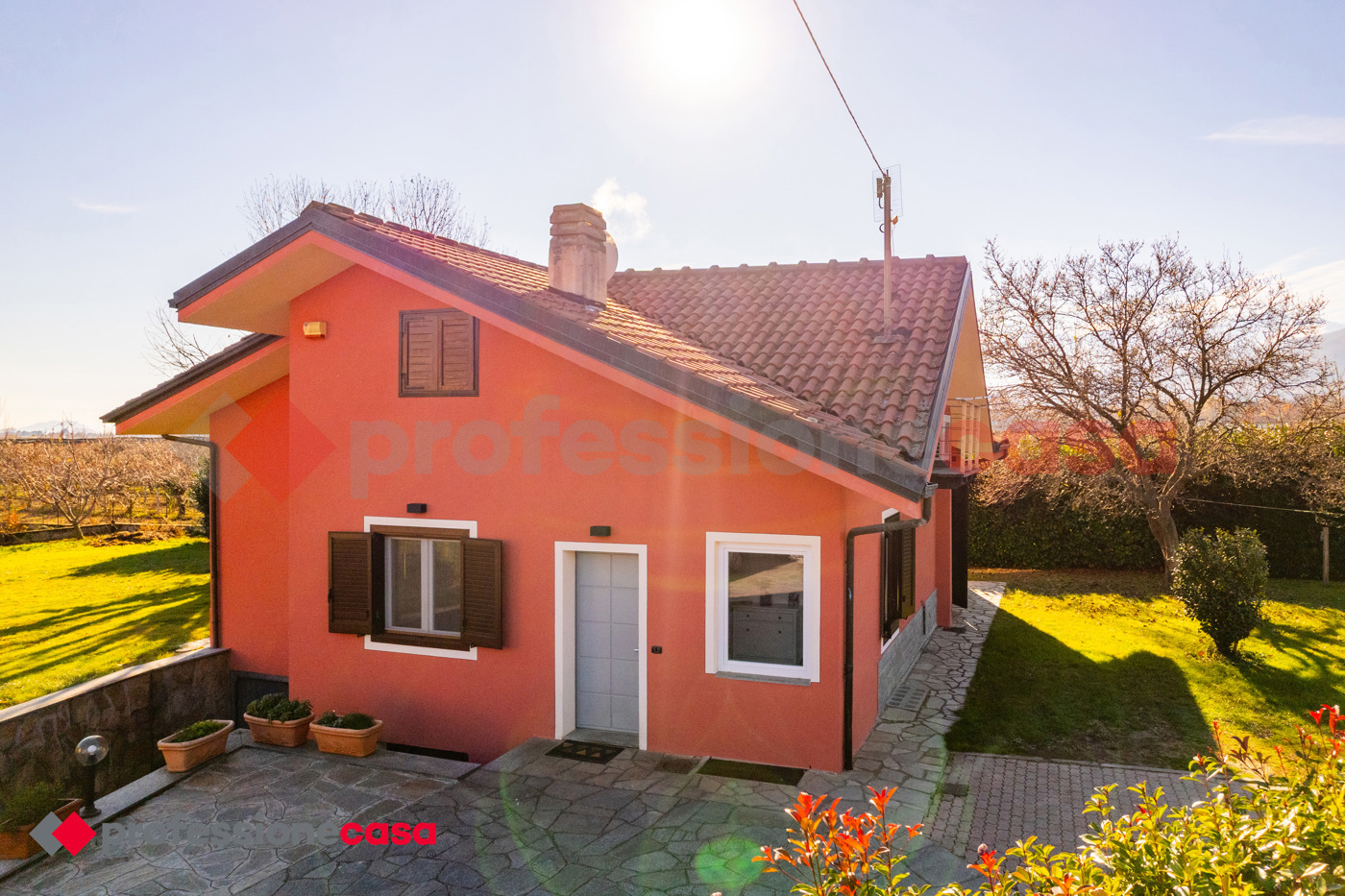 Villa con giardino a San Secondo di Pinerolo