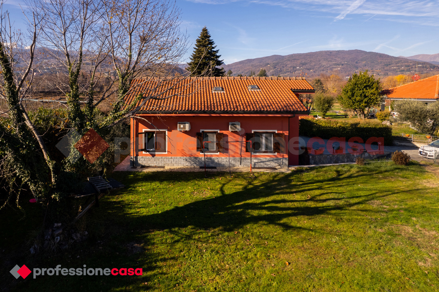 Villa con giardino a San Secondo di Pinerolo