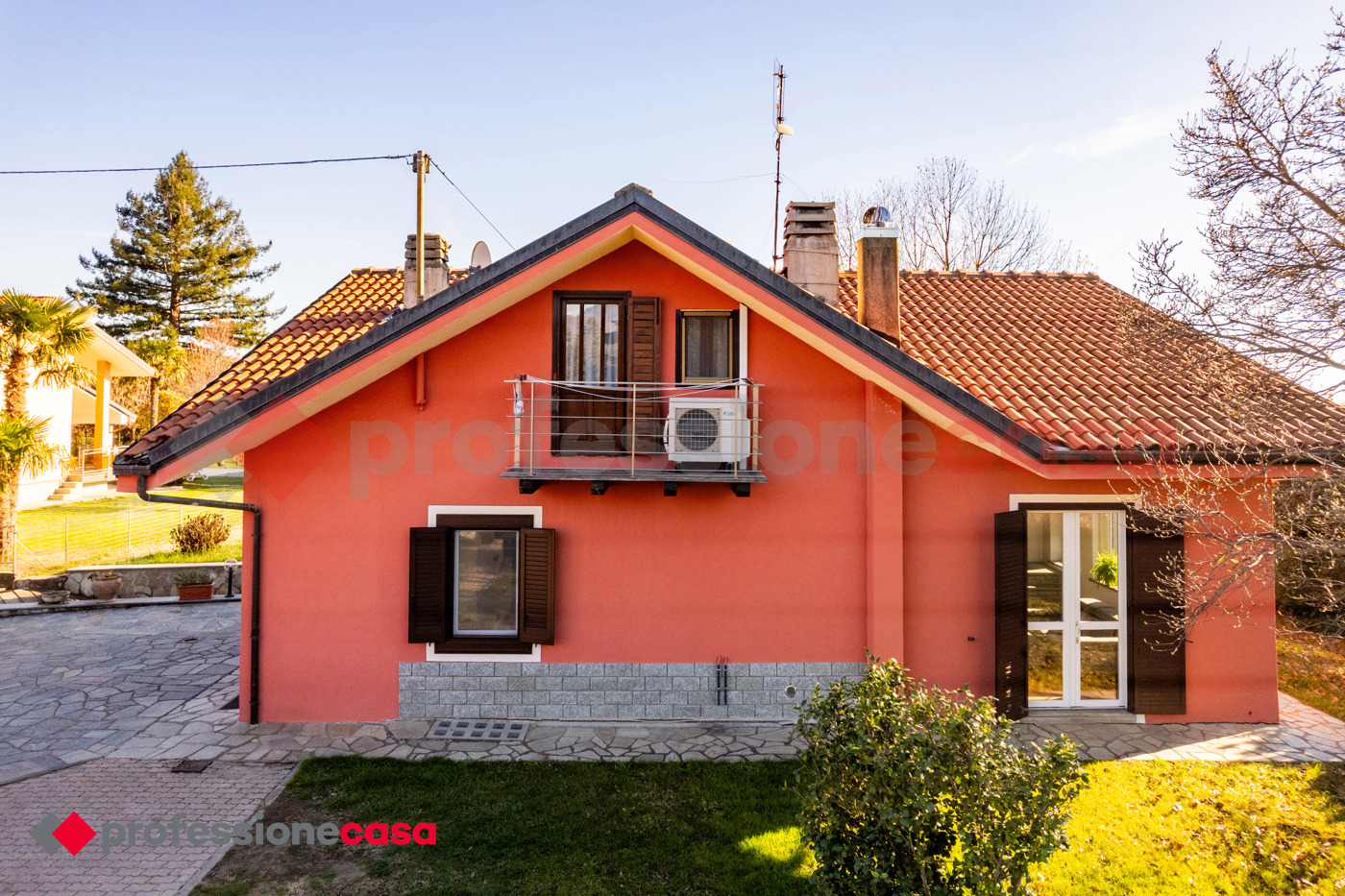 Villa con giardino a San Secondo di Pinerolo