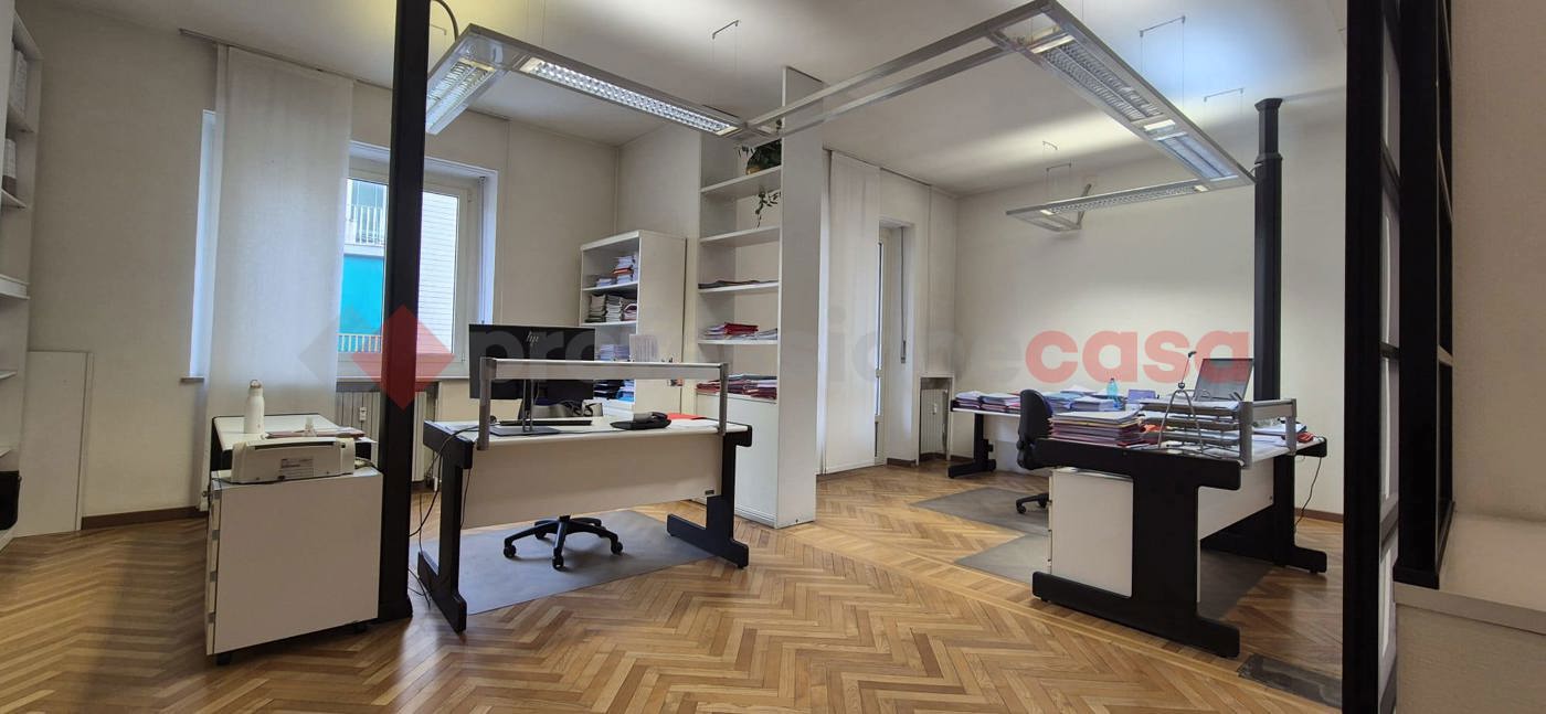 Ufficio in affitto a Pinerolo