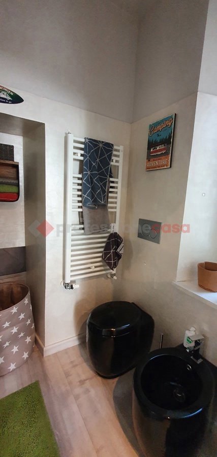 Bilocale arredato in affitto a Pinerolo