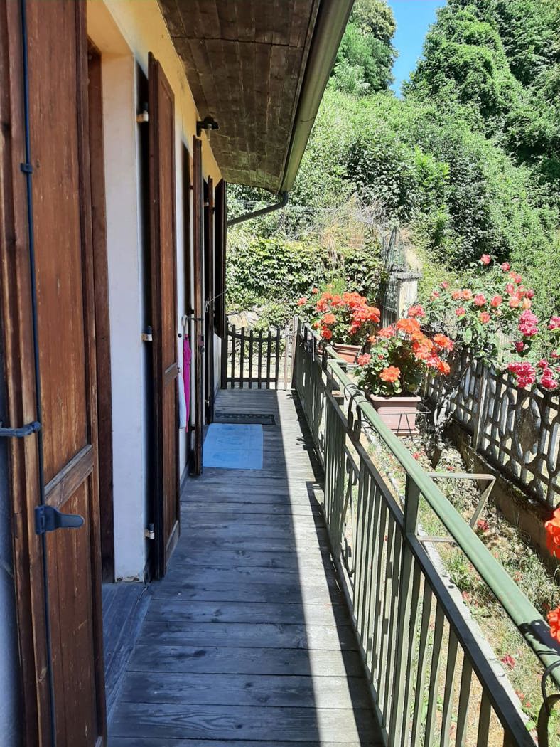 Casa indipendente in vendita a Inverso Pinasca