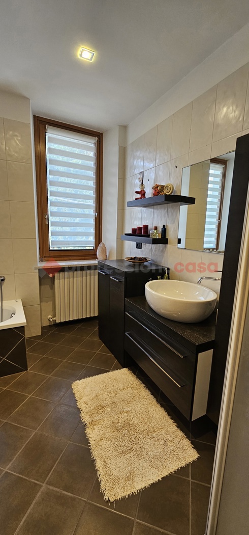 Casa indipendente con giardino a Cavour