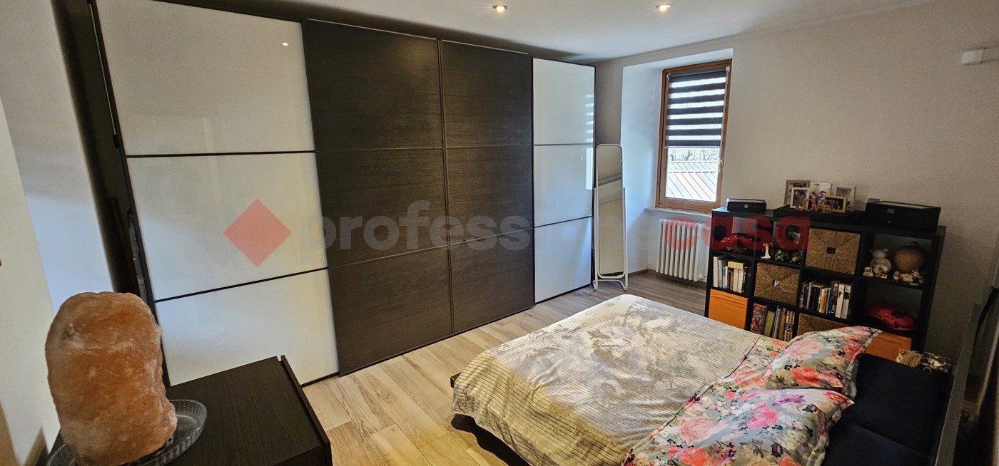 Casa indipendente con giardino a Cavour