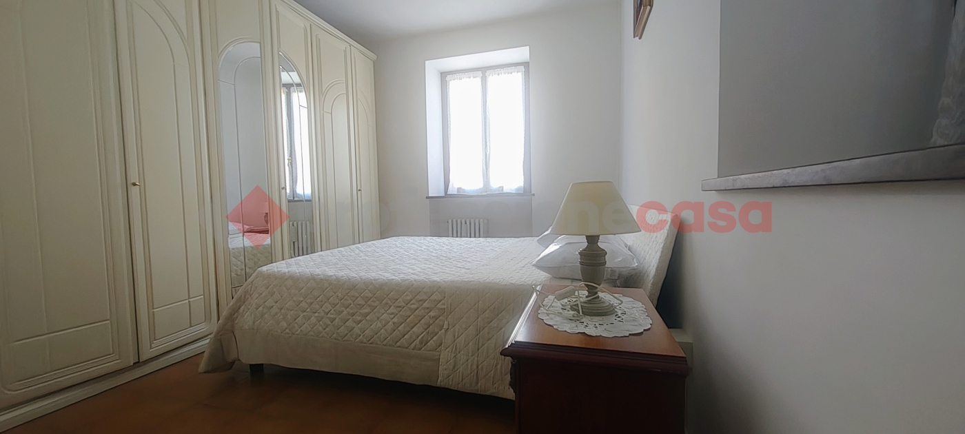 Trilocale arredato in affitto a Pinerolo