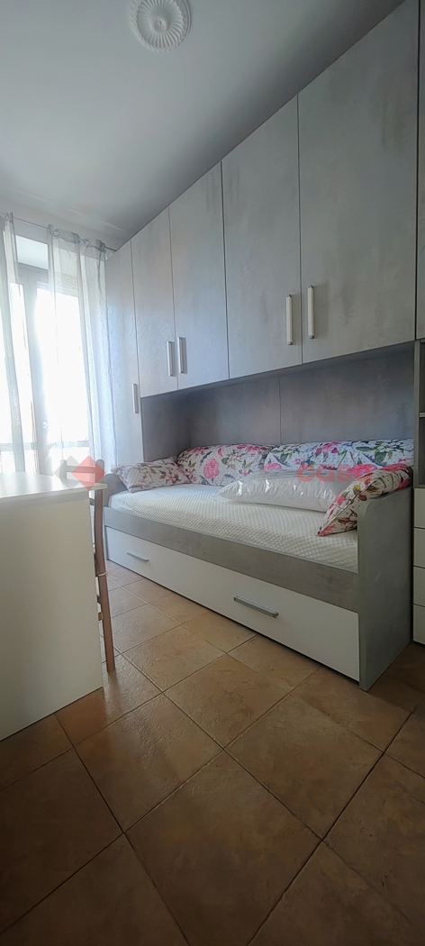 Trilocale arredato in affitto a Pinerolo