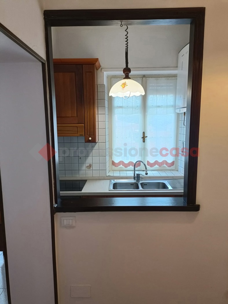 Trilocale arredato in affitto a Pinerolo