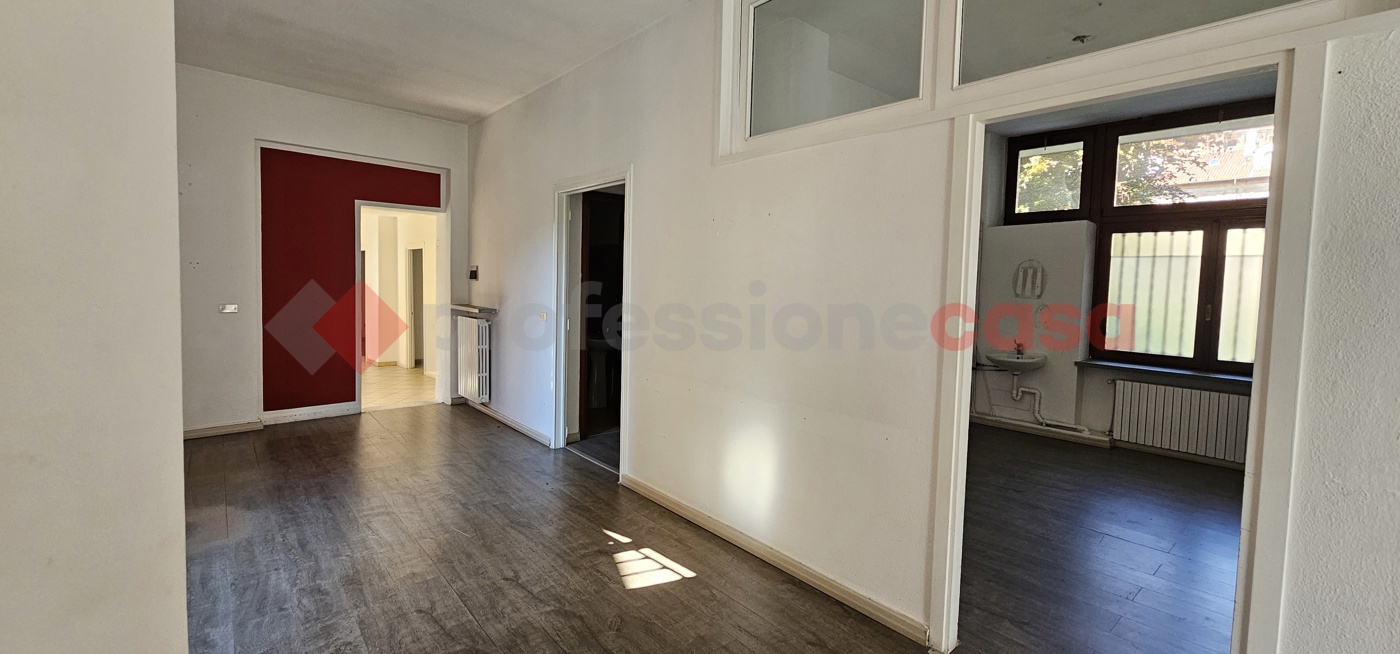 Ufficio in affitto a Vigone