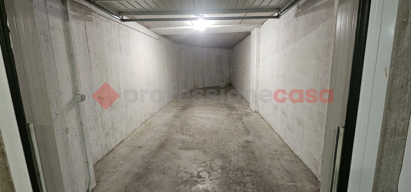 Box/Garage 26mq in affitto a Pinerolo