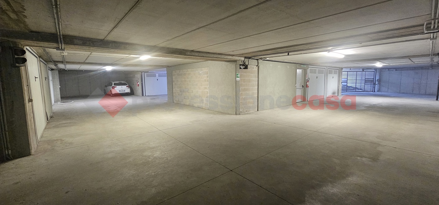 Box/Garage 26mq in affitto a Pinerolo