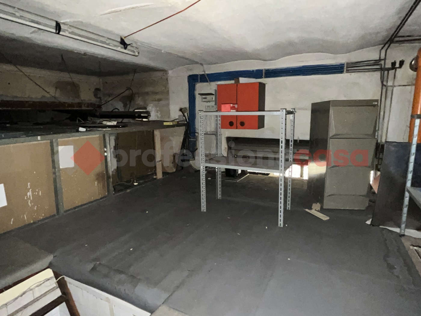 Negozio in vendita a Pinerolo