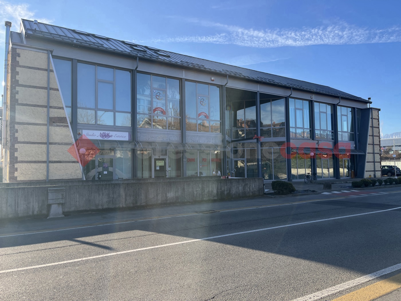 Negozio in vendita a Pinerolo